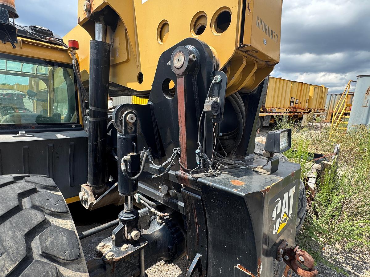 Used 2012 Caterpillar TL1255 Telehandler