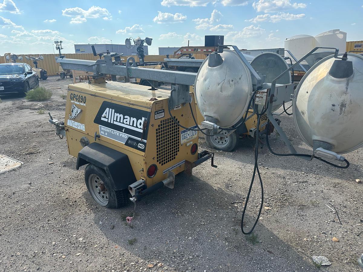 Used Allmand Night-Lite Pro NL 8 8KW Light Plant with CAT Engine