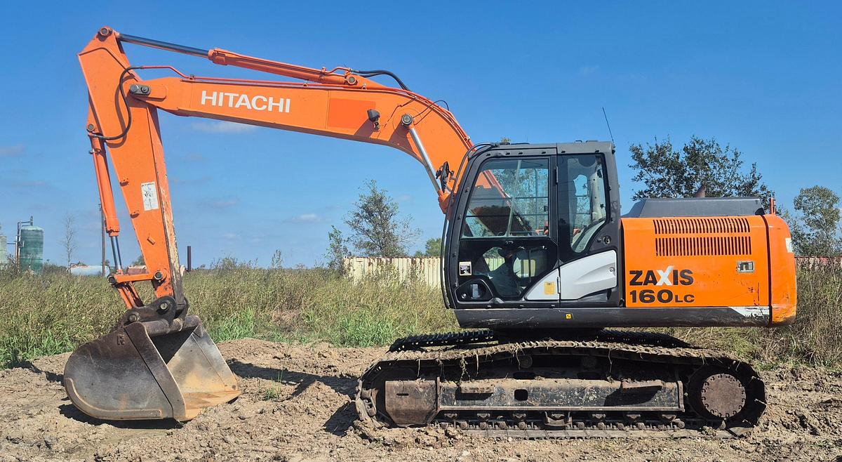 Used 2015 HitachiZaxis 160LC