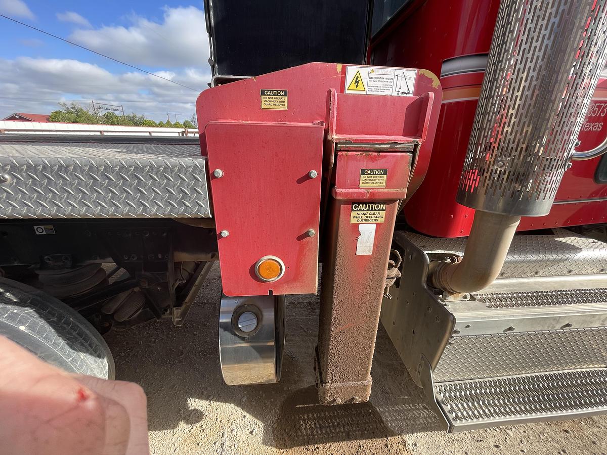 Used 2013 Peterbilt 367 Boom Truck Crane