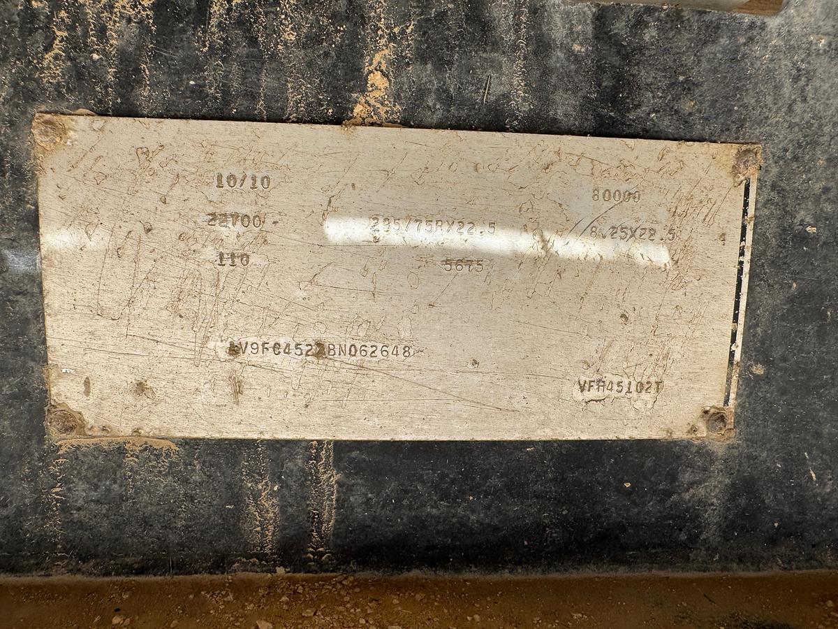 Used 2010 Piggyback Flatbed Trailer