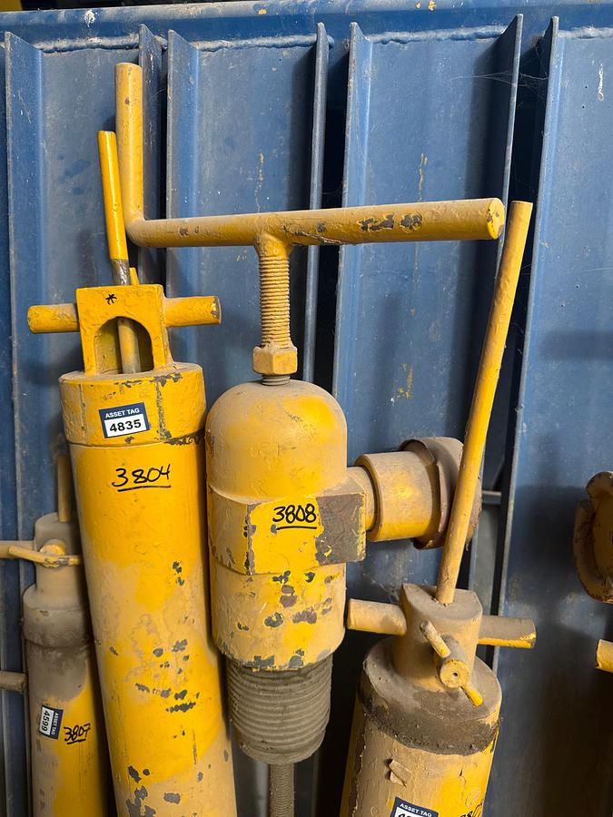 Used (2) TIW Kelly Valve Manual Type