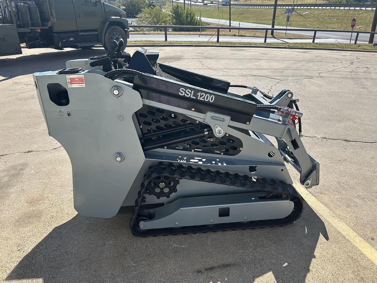 Used 2026 Sdlanch SSL1200 Skid Steer - BRAND NEW!