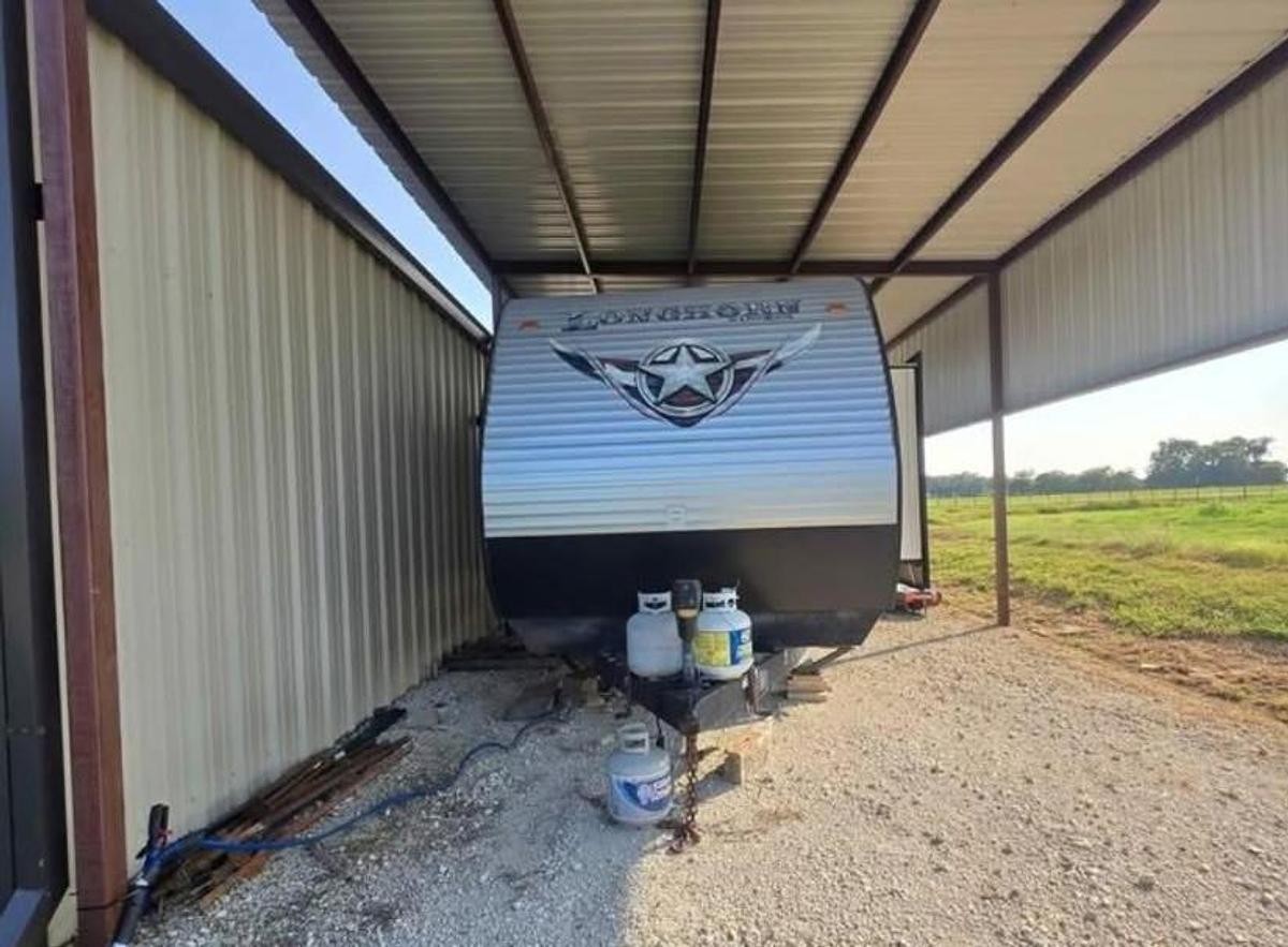 Used 2018 Longhorn Crossroads Bumper Pull Travel Trailer Bunkhouse