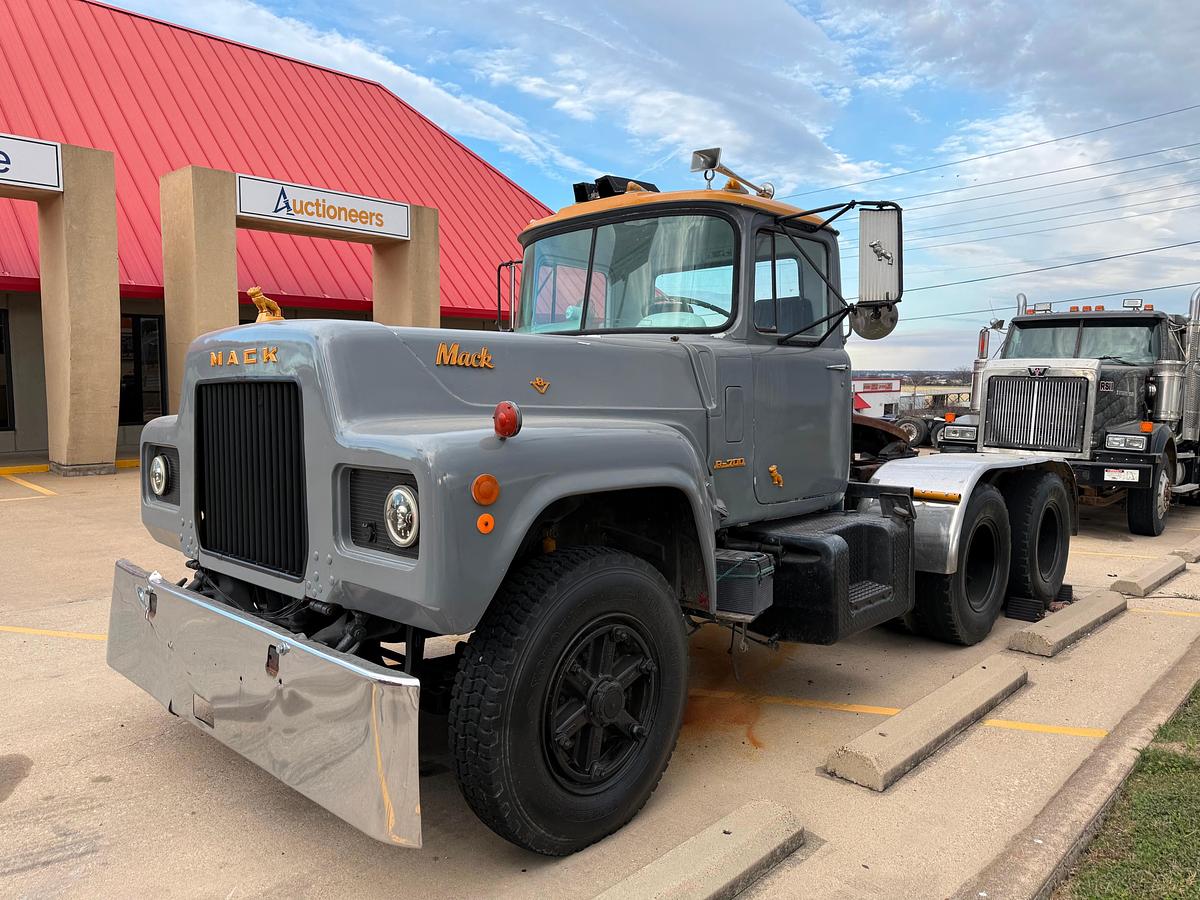 Used 1972 MACK TRUCK R795ST - Showing 36,951 - ONE OF A KIND TRUCK!