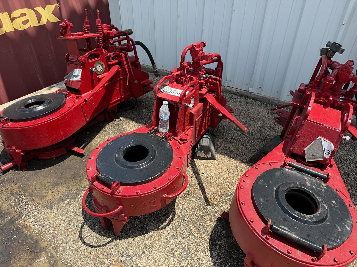 Used Foster 58-93R Hydraulic Tubing Tongs