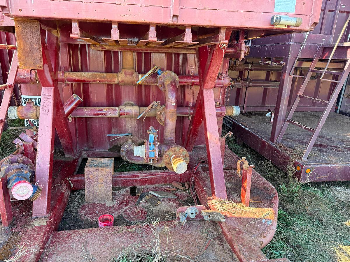 Used 440 BBLS Trailer Mounted Open Top Frac Tank