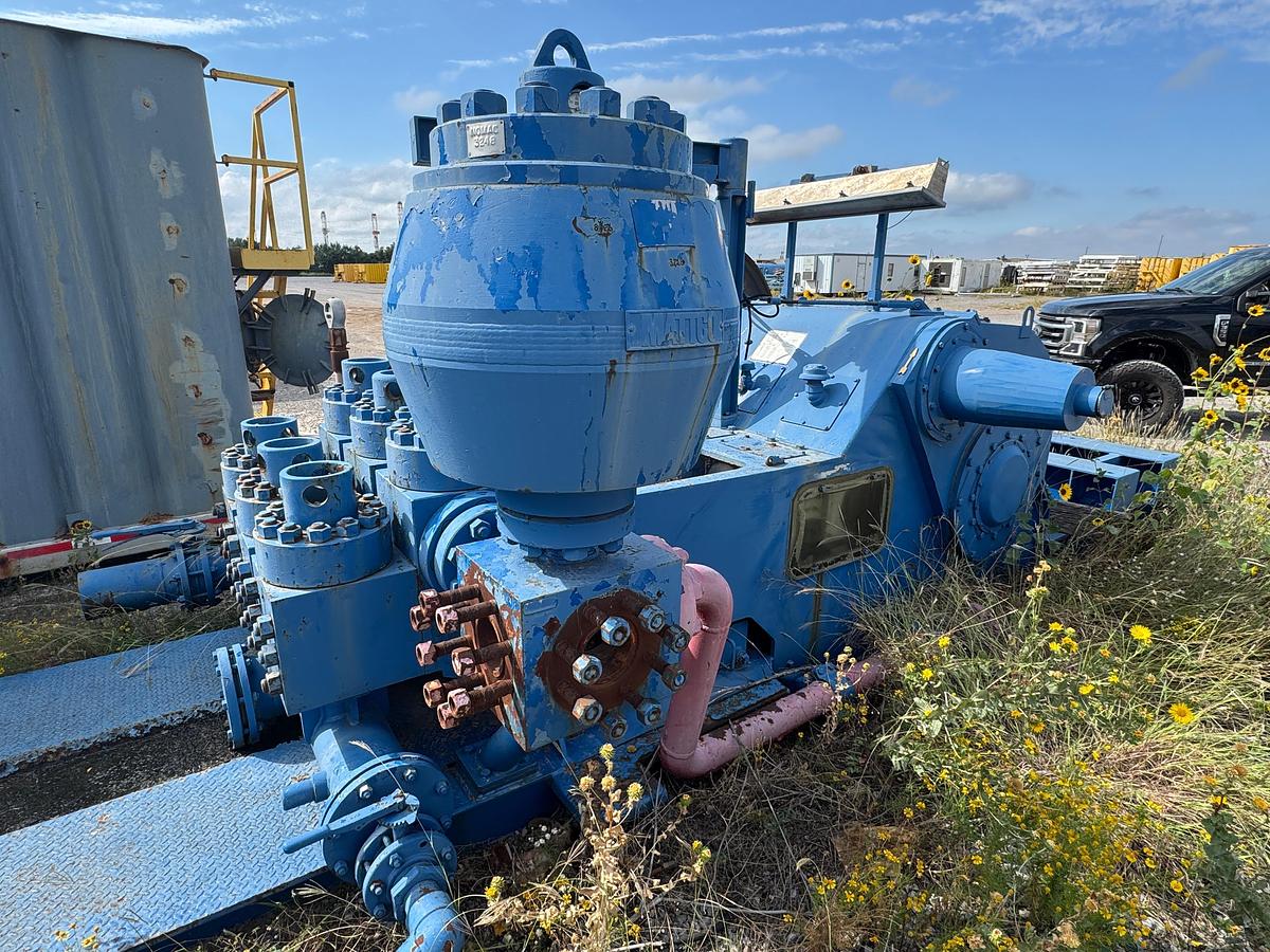 Used National Oilwell 9P-100 Triplex Mud Pump