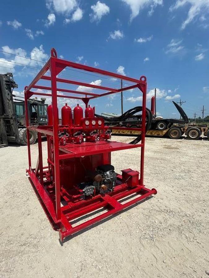 Used BOP 4 Station Closing Unit