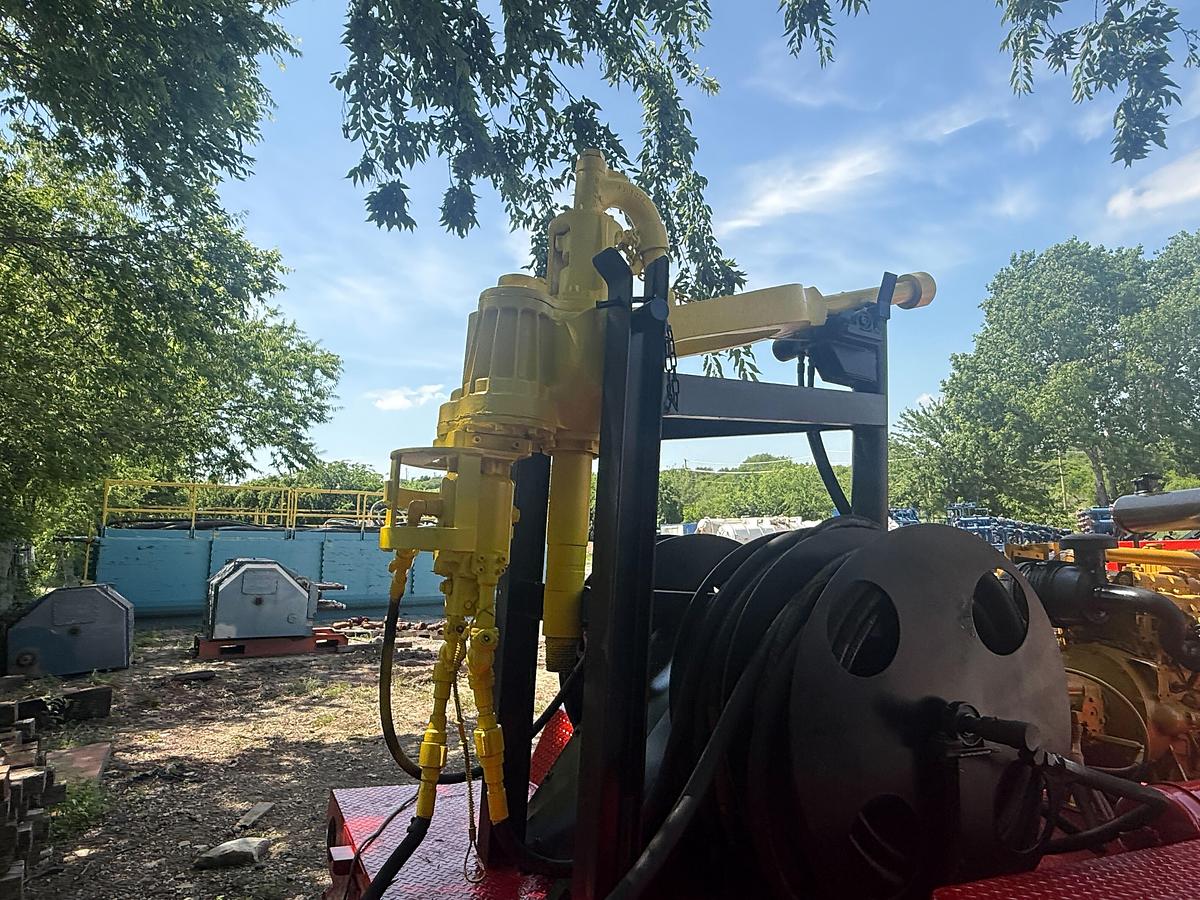 Used Bowen 2.5 85-Ton Power Swivel P/B Caterpillar MTD on Gooseneck Trailer