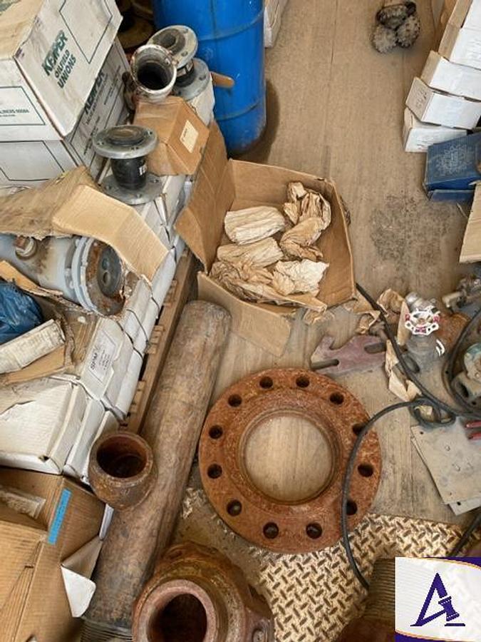 Used STO T/A 53'L Van Trailer with Storage Cabinets