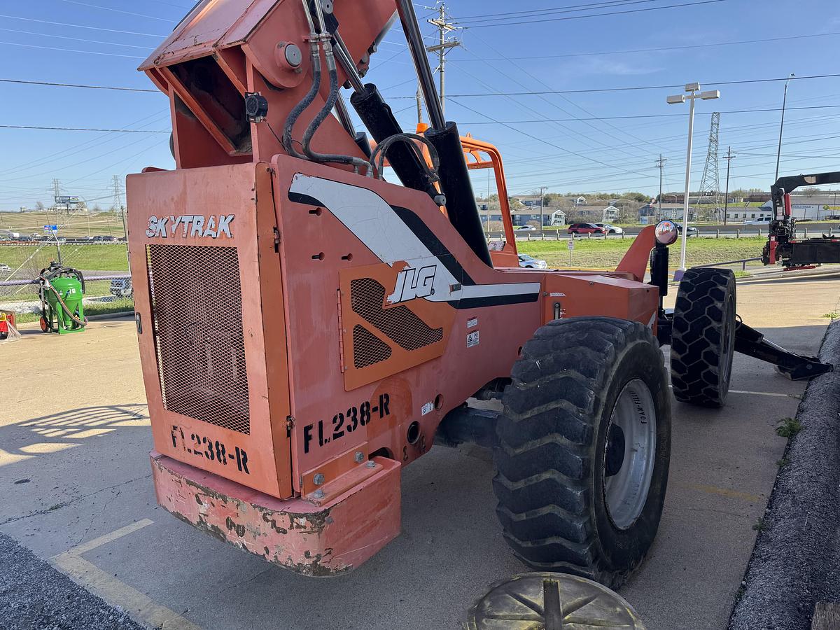 Used JLG SKYTRAK Telehandler