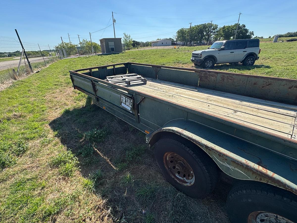 Used Flatbed Trailer