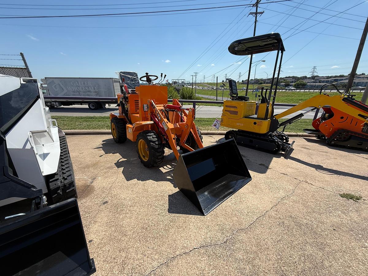 2025 Mach Pro PL905 Wheel Loader - Brand New!