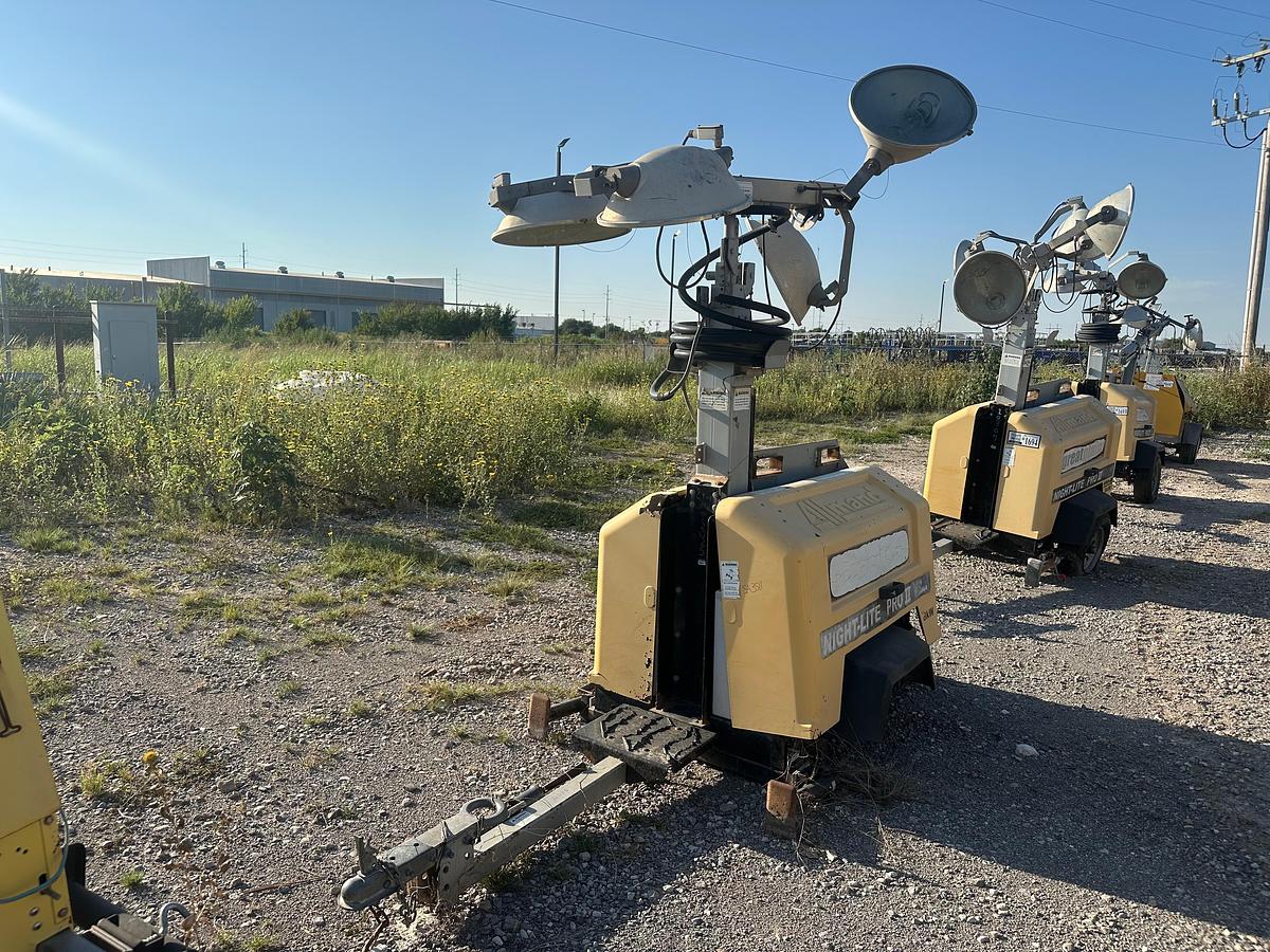 Used Allmand Night-Lite Pro 2 8kw Light Plant with CAT Engine