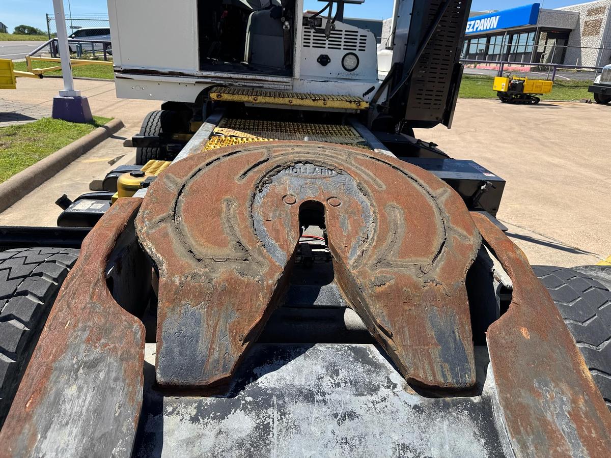 Used 2019 Autocar 4x2 Spotter Truck