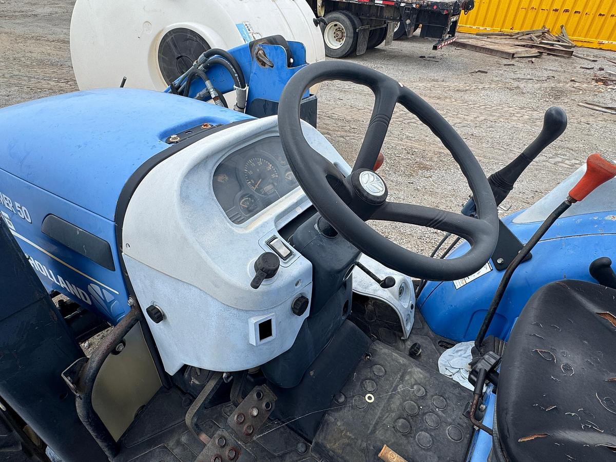 Used New Holland Boomer 3050 Tractor with Loader