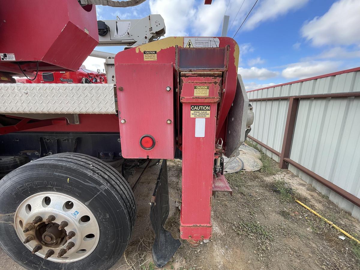 Used 2013 Peterbilt 367 Boom Truck Crane