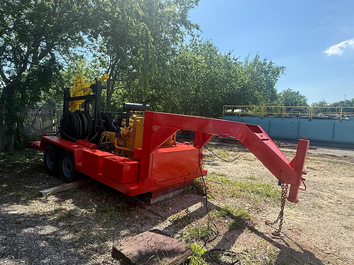 Used Bowen 2.5 85-Ton Power Swivel P/B Caterpillar MTD on Gooseneck Trailer