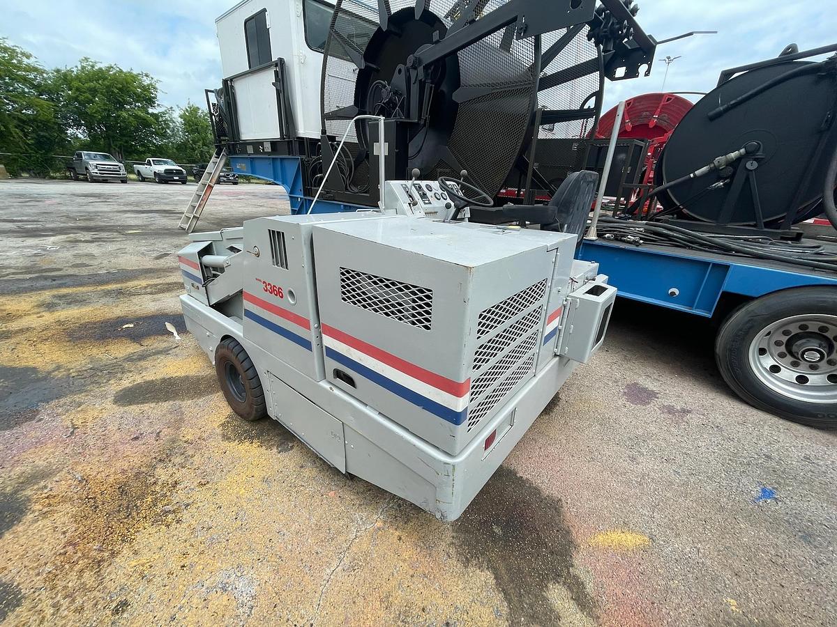 Used Clarke American-Lincoln 3366 Industrial Sweeper