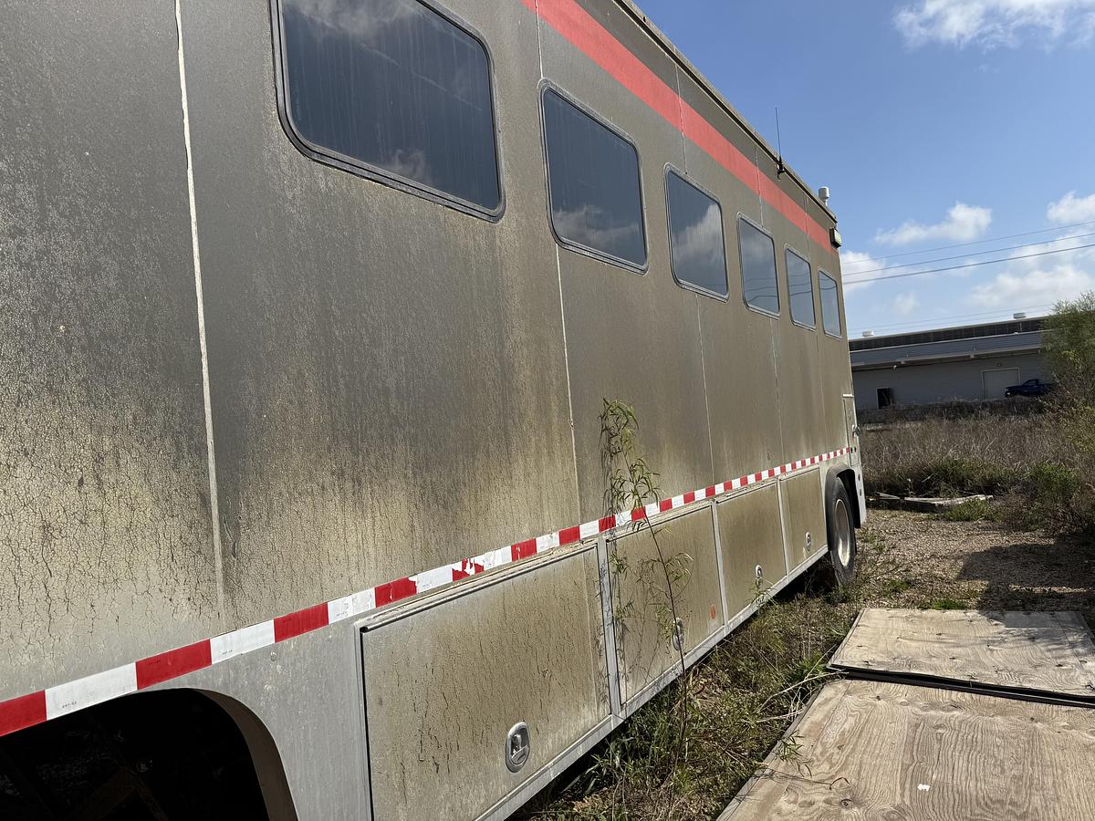 Used 2015 Stewart & Stevenson ET-33 EXP Frac Data Van