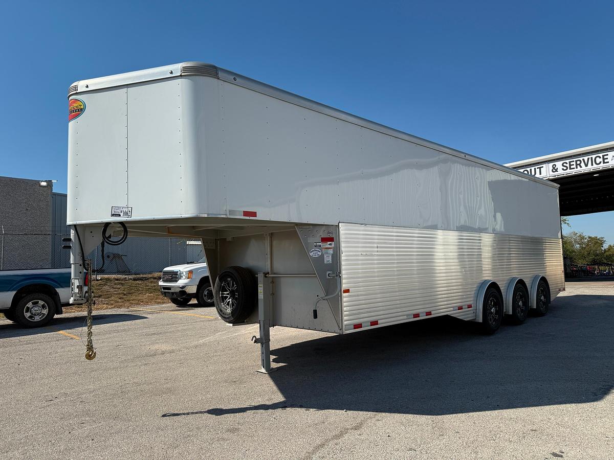 Used 2024 Sundowner Work Horse 28GN Trailer