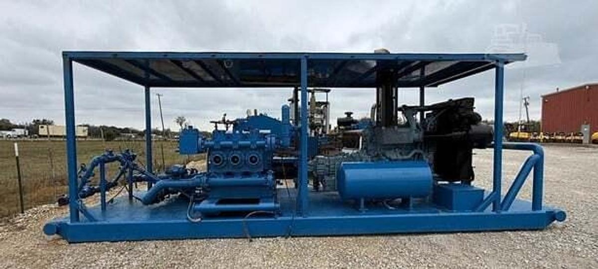 Used EWS W440 Triplex Pump