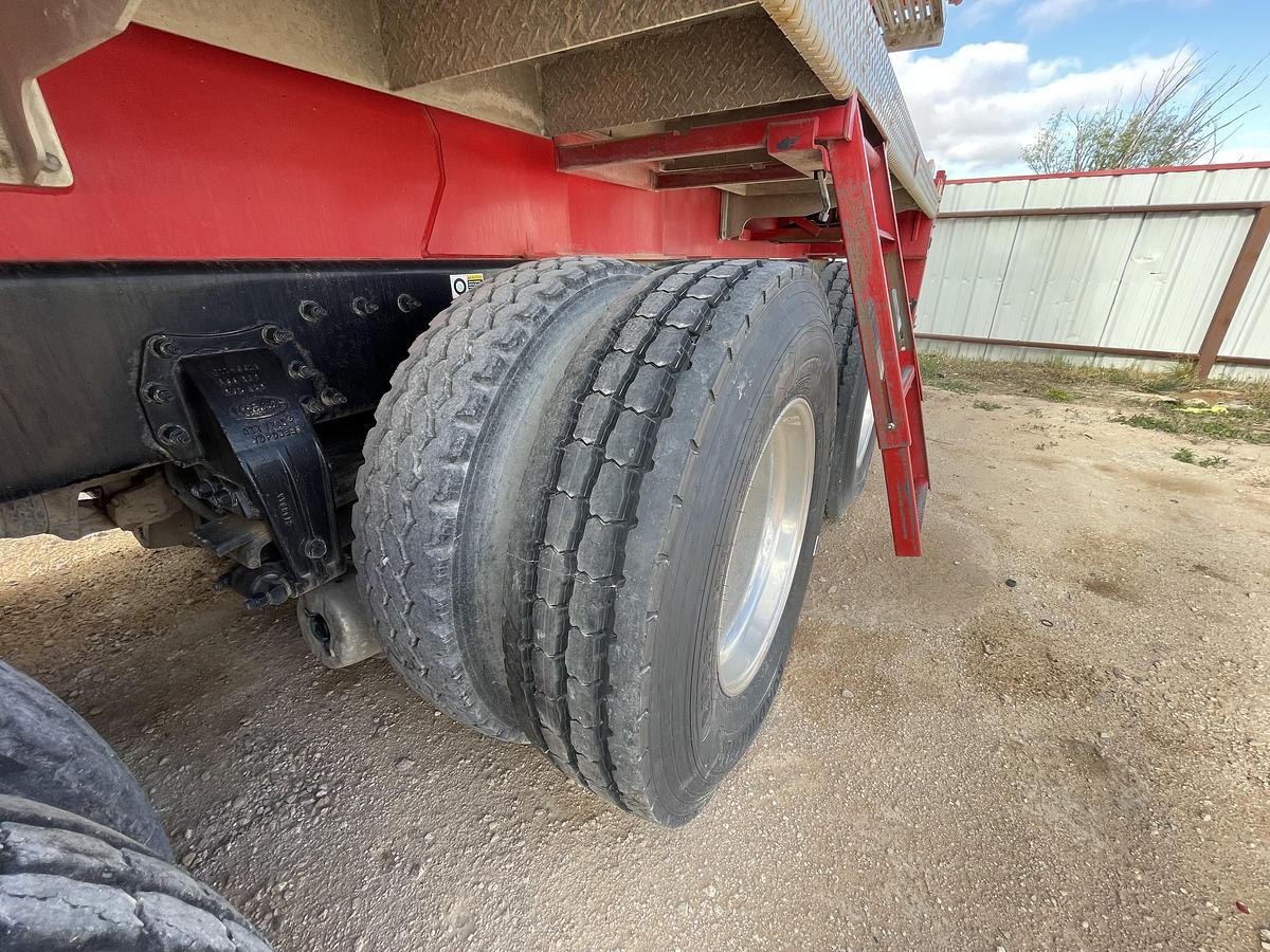 Used 2013 Peterbilt 367 Boom Truck Crane