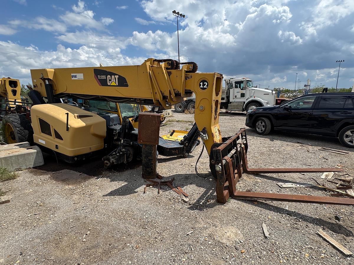 Used 2012 Caterpillar TL1255 Telehandler