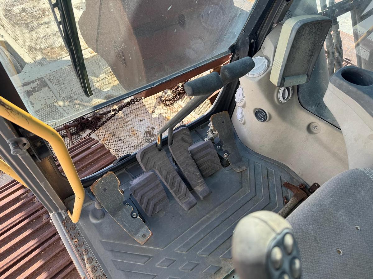 Used VOLVO Excavator