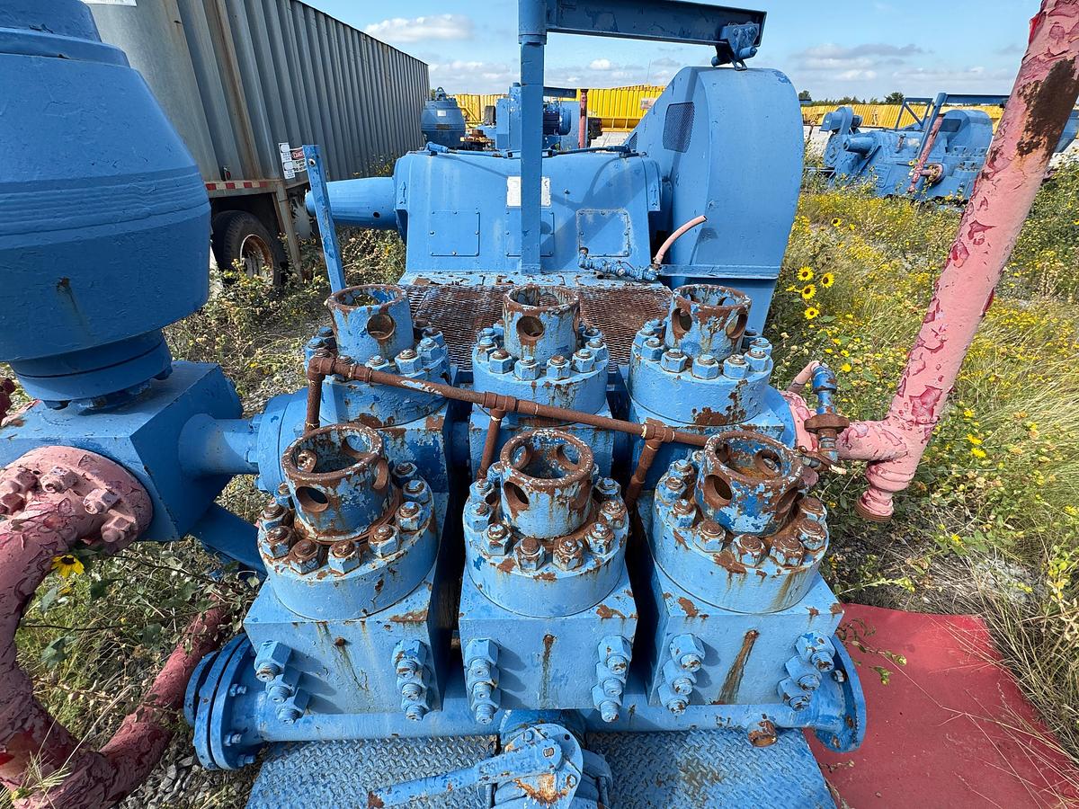 Used National Oilwell 9P-100 Triplex Mud Pump