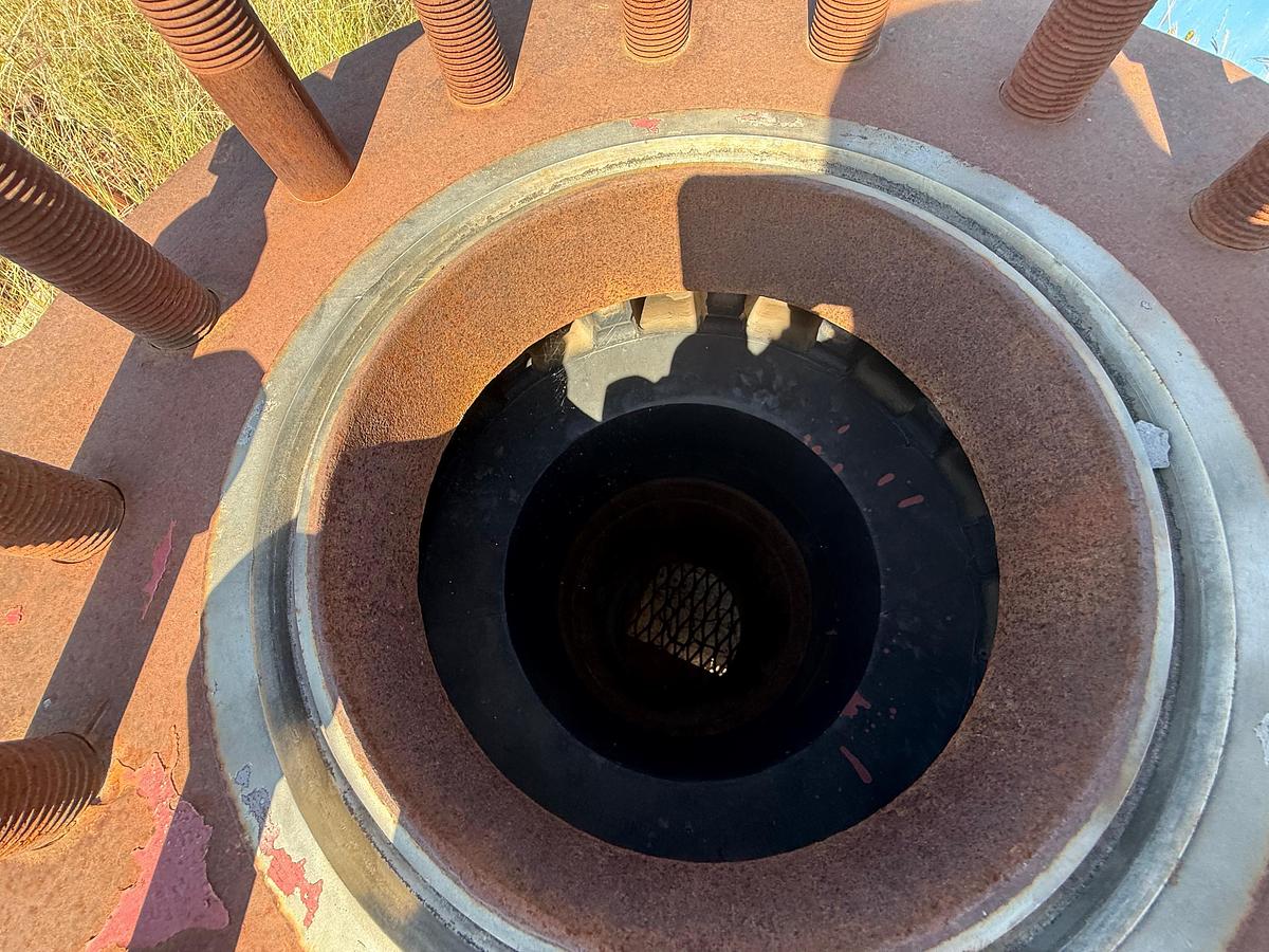 Used 13 5/8'' 10k Annular BOP