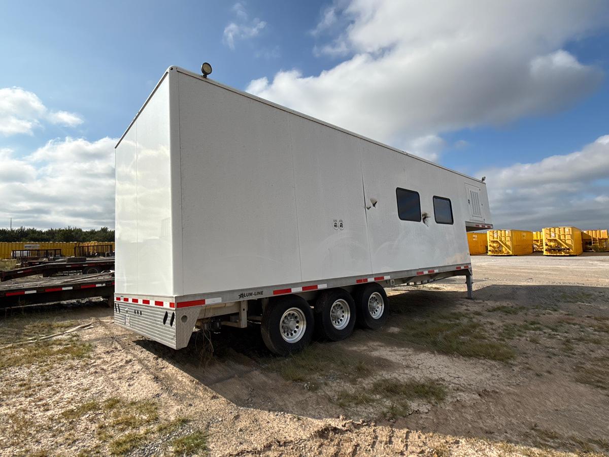 Used 20ft Data Van Trailer Missing Windows INOP