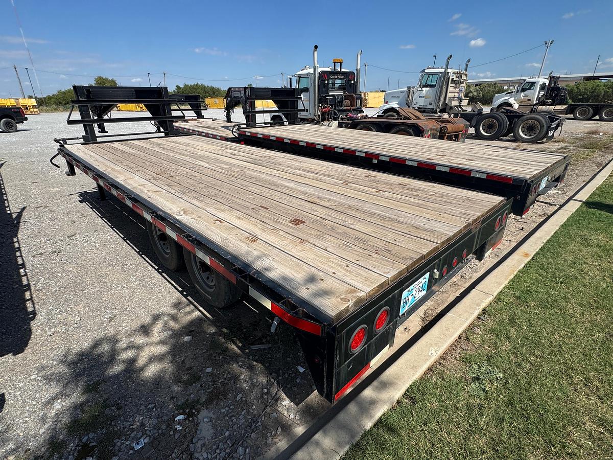 Used 2018 Texas Pride 20 Gooseneck Flatbed Trailer 14,000 lb GVWR