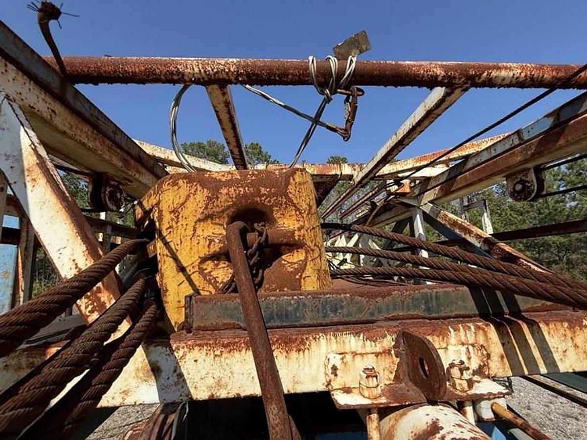 Used 2007 Moor Rig XJ60 DD 104'-200K Well Service Workover Rig