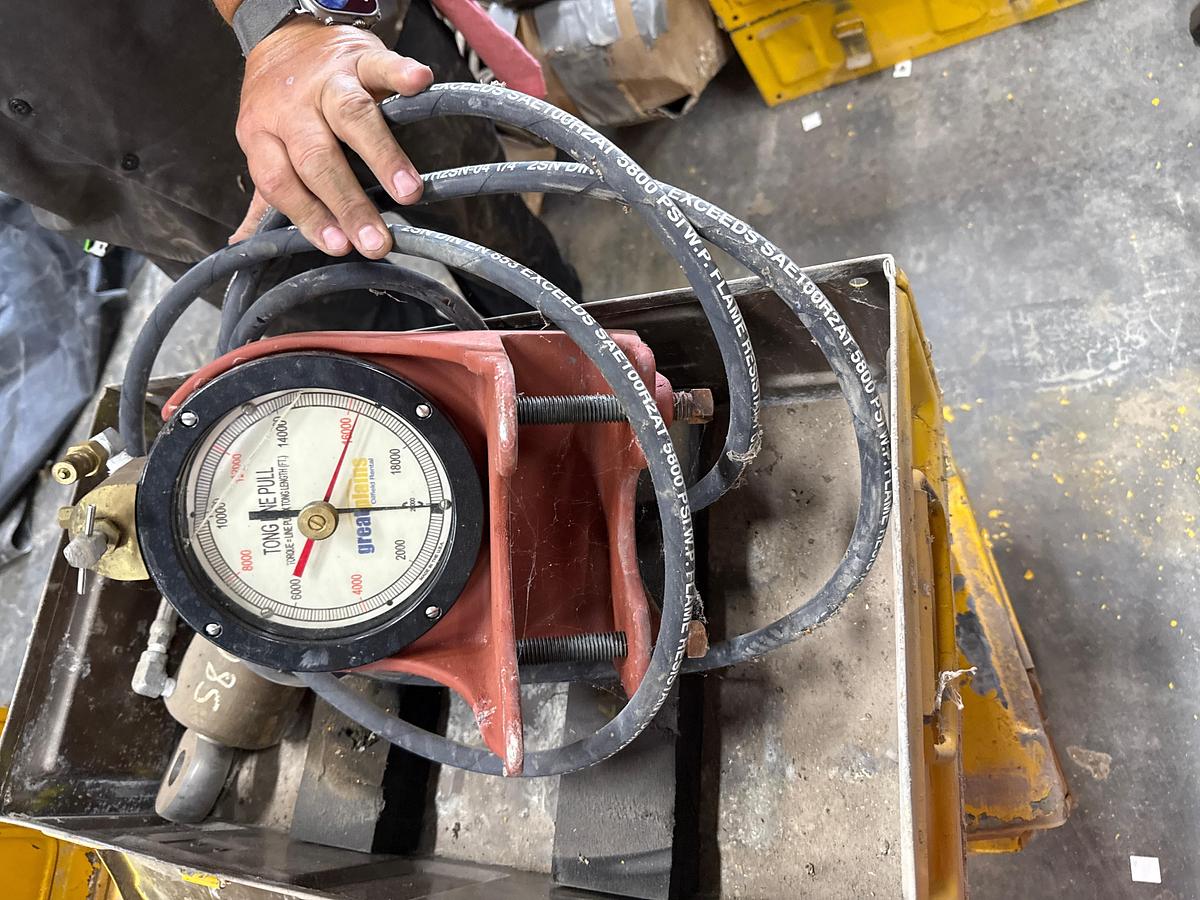 Used Tong Line Pull Gauge