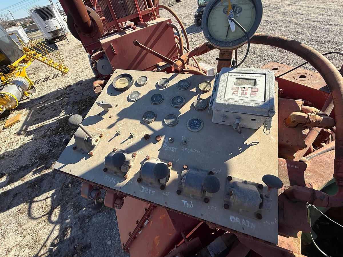 Used Blender with SPM 2250 HP Triplex Pump, Detroit 16V Engine & Allison Transmission