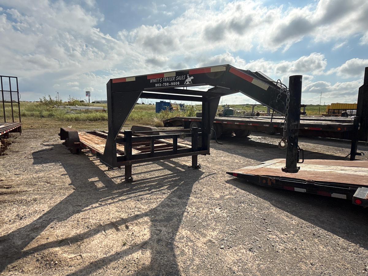 Used 16ft Gooseneck Missing Wheels and Deck