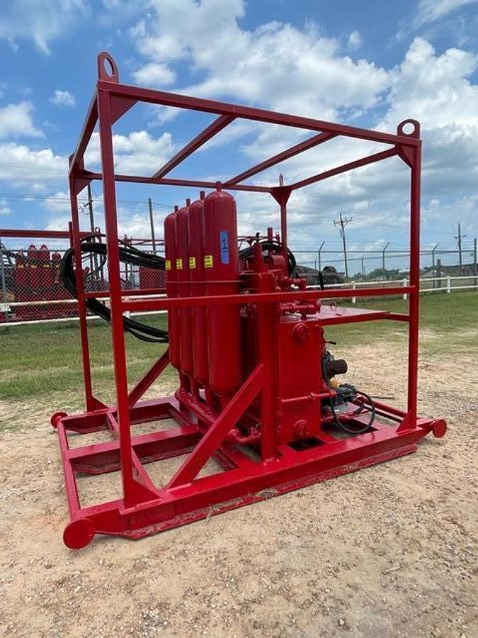 Used BOP 4 Station Closing Unit