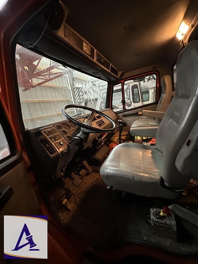 Used 1999 QMC 4170 - 70' boom, 29" Jib