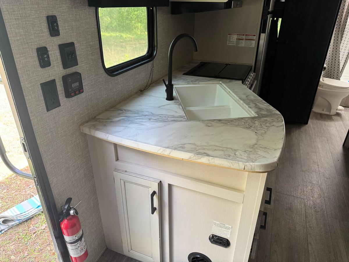 Used 2022 Jayco Jay Flight Travel Trailer