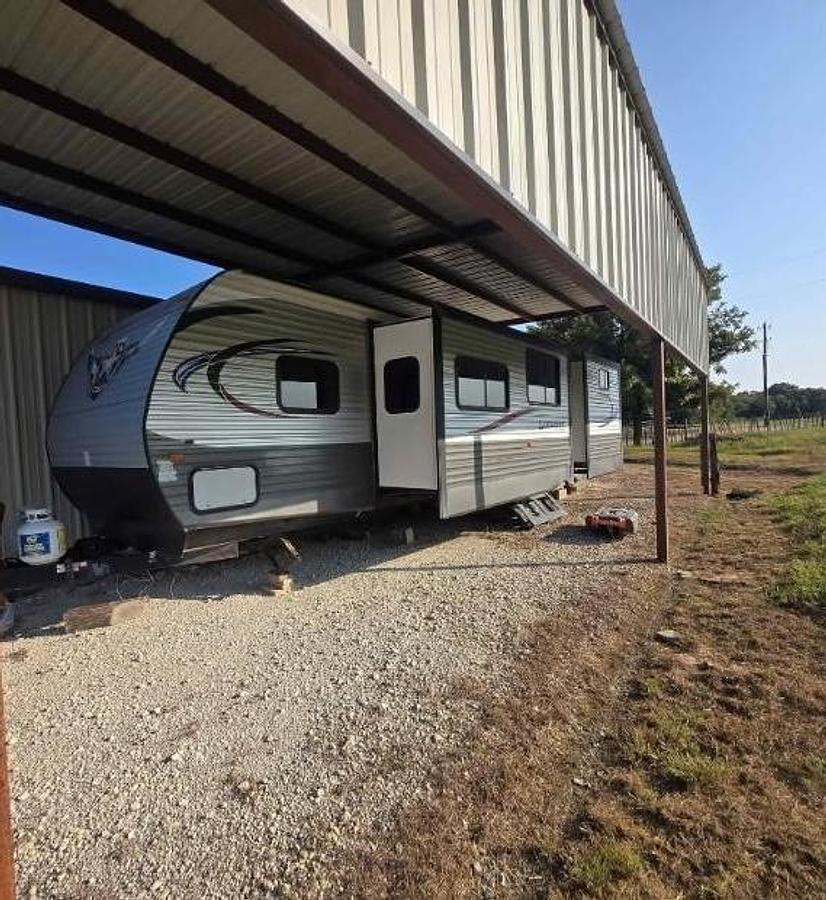 Used 2018 Longhorn Crossroads Bumper Pull Travel Trailer Bunkhouse