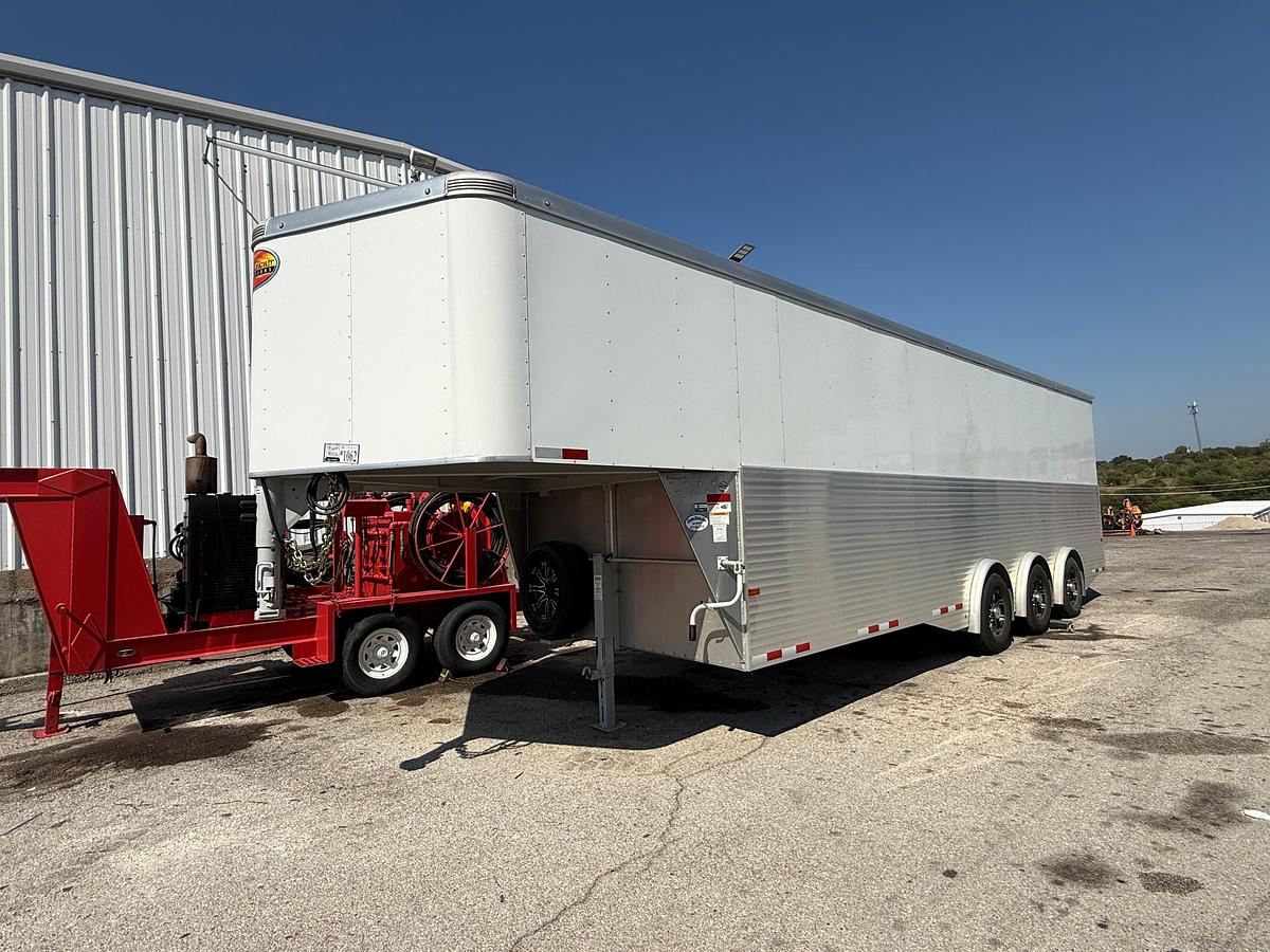 Used 2024 Sundowner Work Horse 28GN Trailer