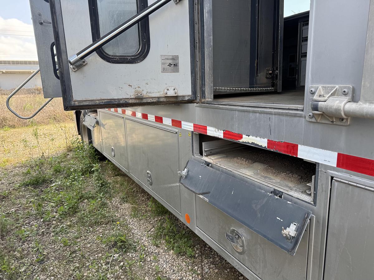 Used 2015 Stewart & Stevenson ET-33 EXP Frac Data Van