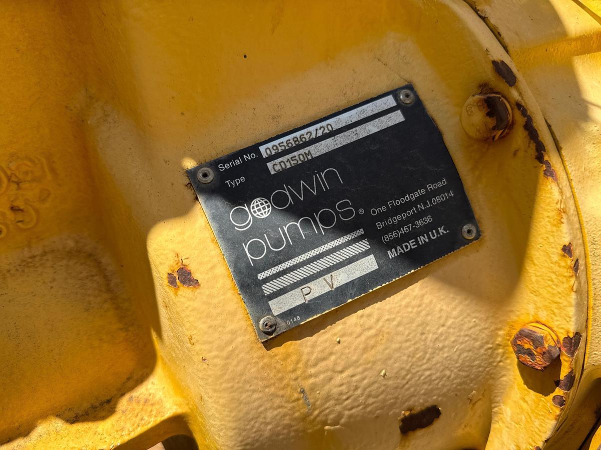 Used Godwin Transfer Pump With a John Deere 4.5L Diesel