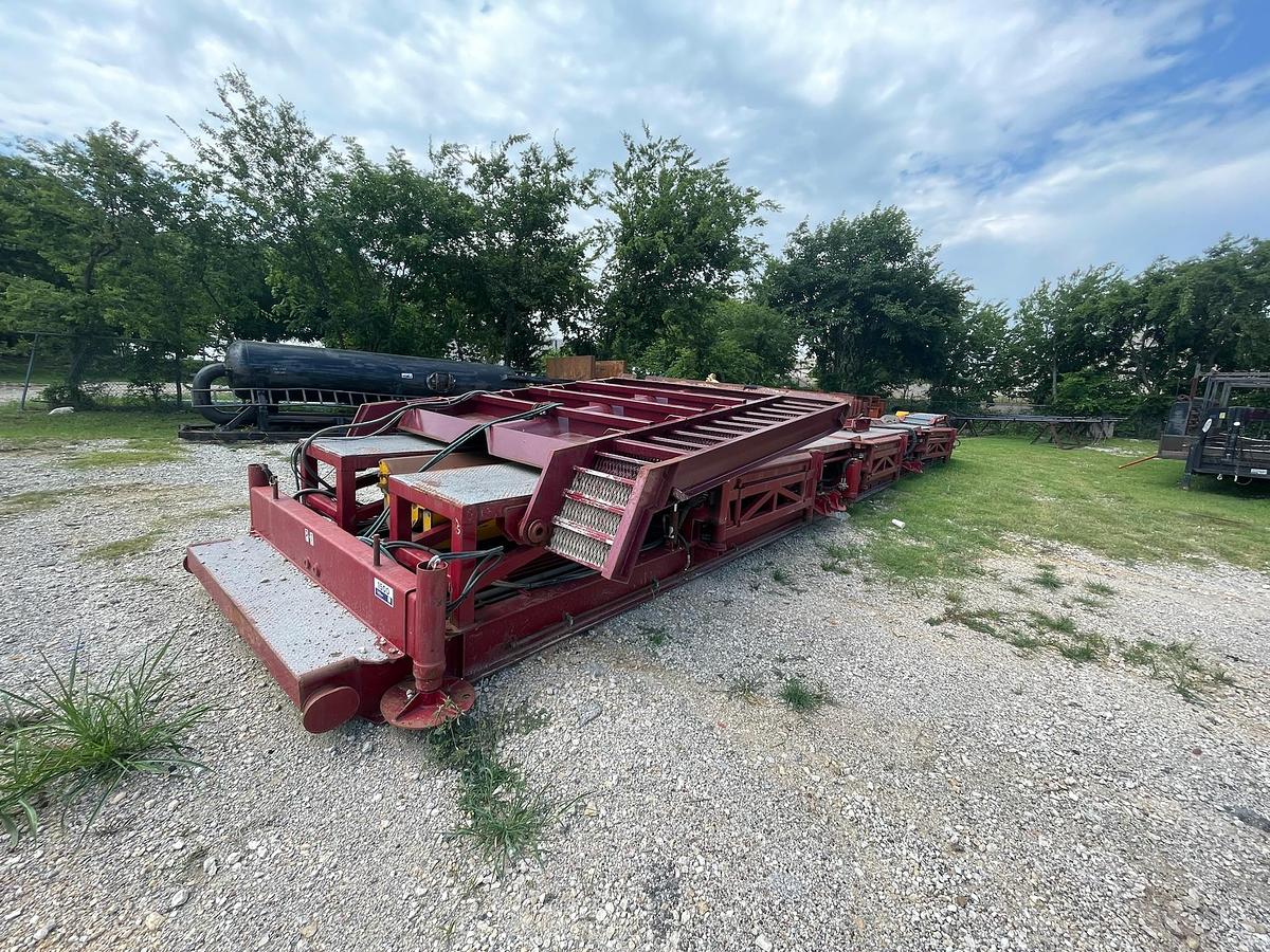 Used 2010 Flodraulic West Skid-Mounted Hydraulic Catwalk
