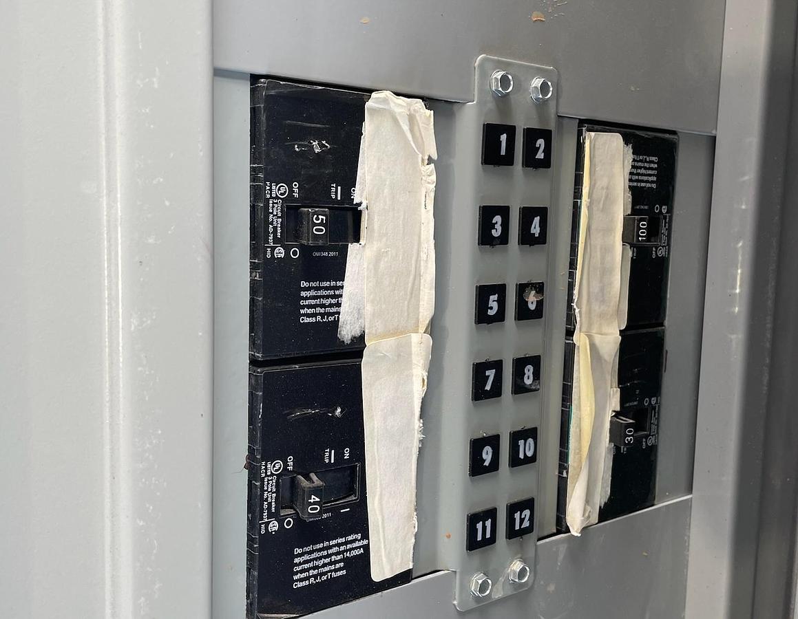 Used Siemens Electrical Distribution Panel