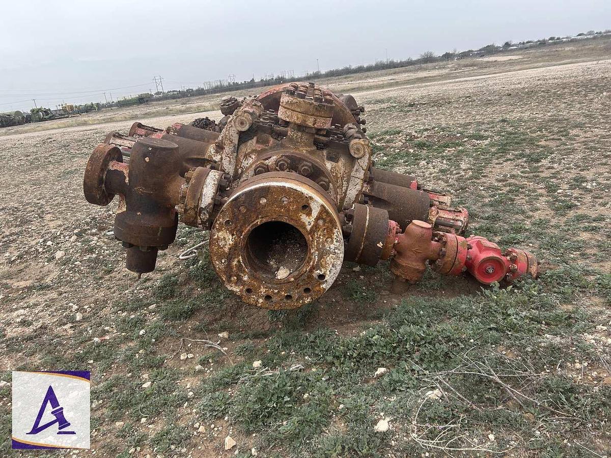 Used 11'' x 5000# Annular BOP, 11'' x 5000# Double Hydraulic BOP