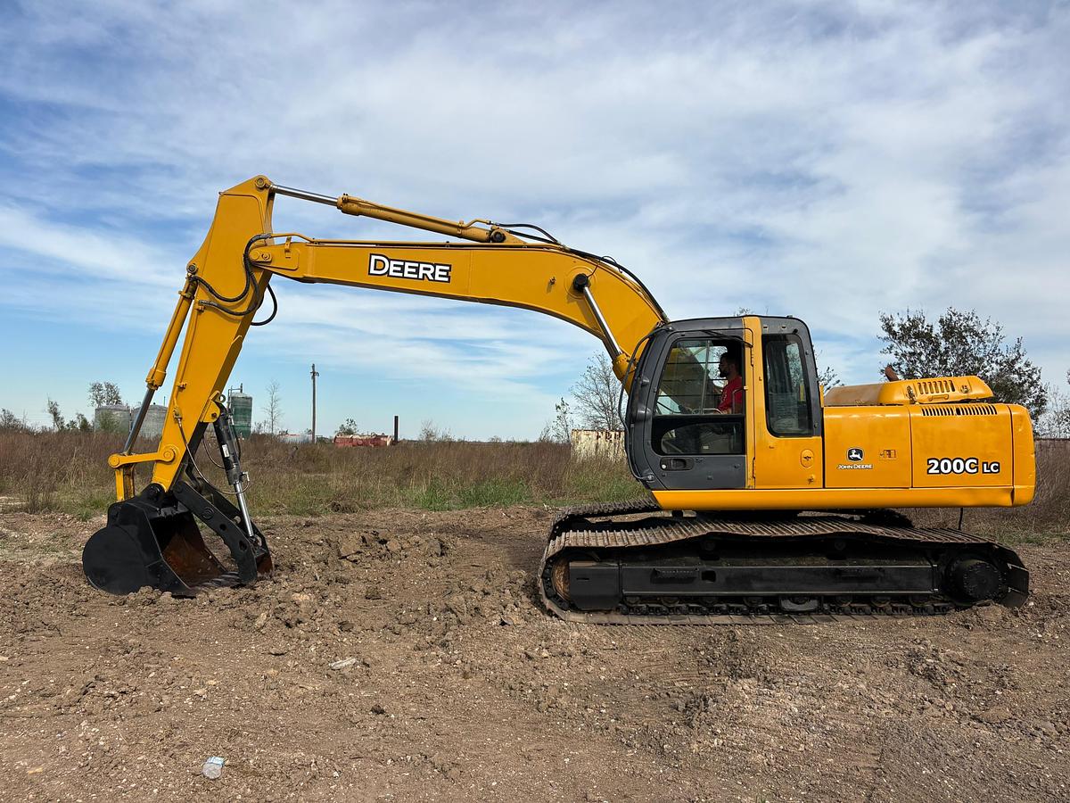 Used 2005 John Deere 200LC Excavator