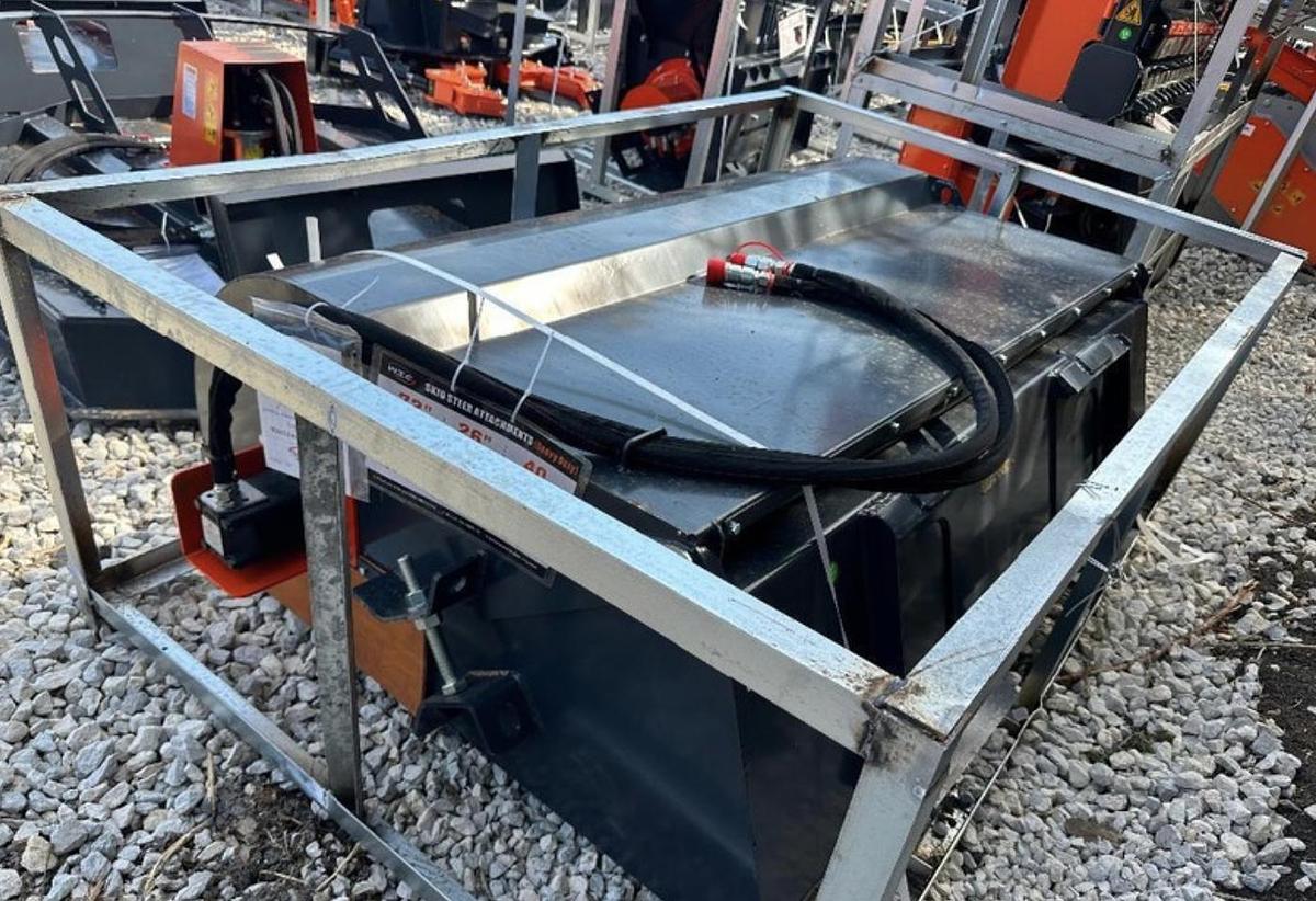 Used 2026 WIG XN-FB01-72 Box Broom Sweeper Skid Steer Attachment (UNUSED)